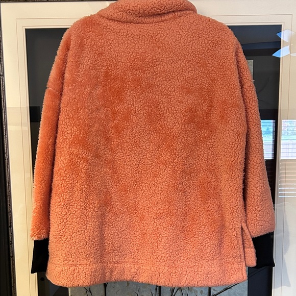 Lula Roe size Medium pullover - Picture 3 of 5